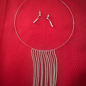 Elegant Silver Necklace and Earring Set